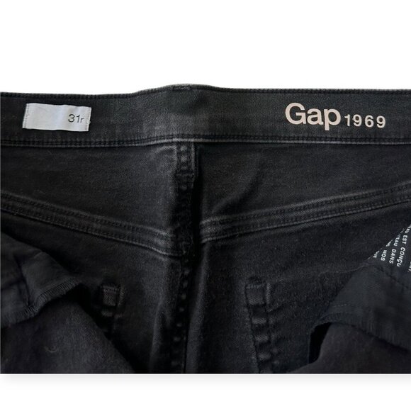 Gap 1969 Distressed Black Denim Mini Skirt, Size 31R - Picture 3 of 12